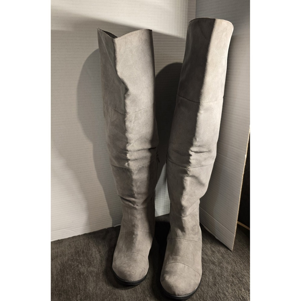 American Eagle Boots Womens 9W Tall Knee High Gray Cuban Heels Zipper
